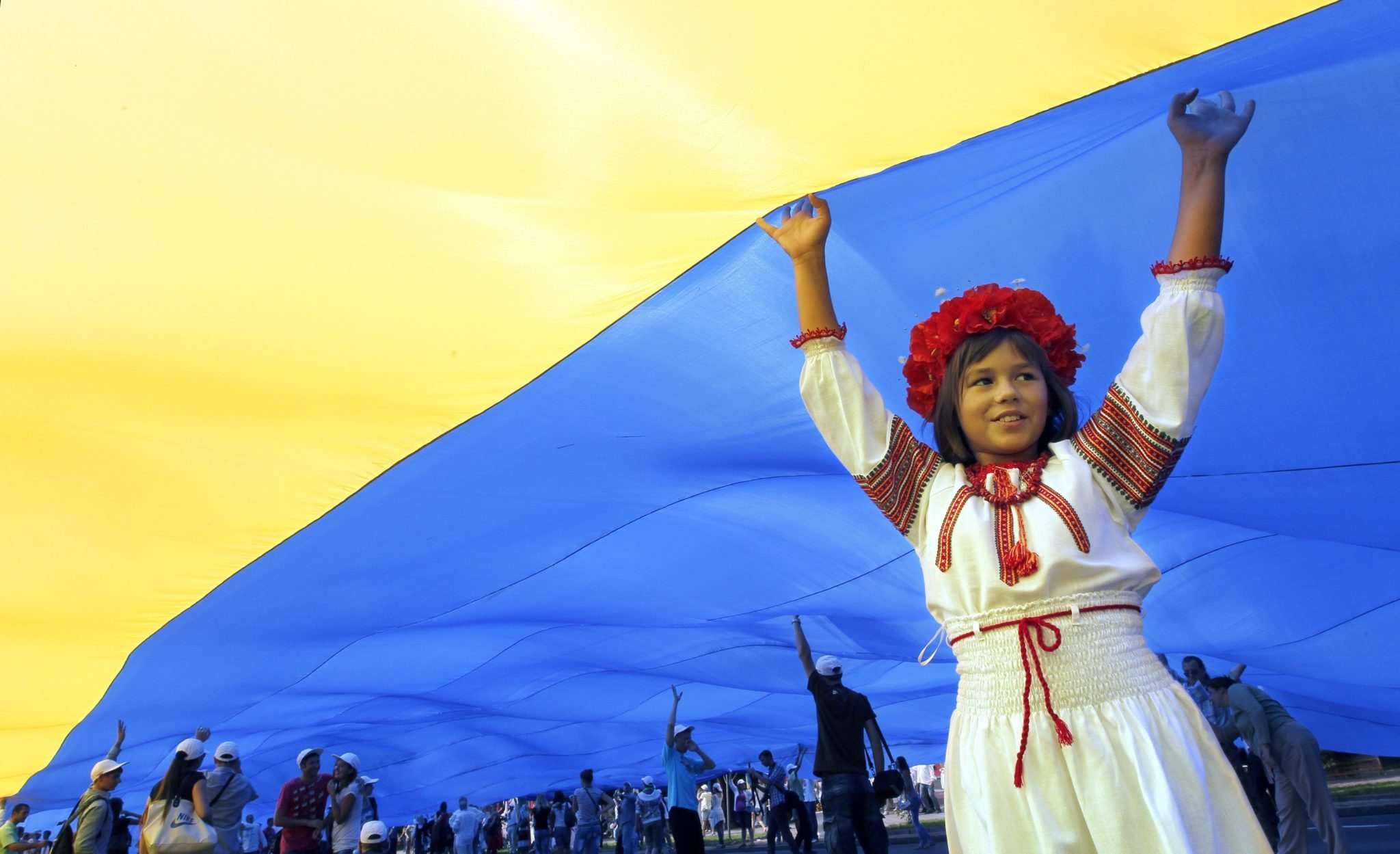 «Негромада», тобто громадяни України. Що з українцями за кордонами на 22-му році незалежності?