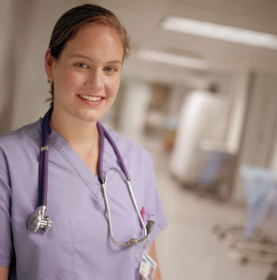 Нове розпорядження міністра охорони здоров’я про адаптаційне стажування для медсестер і акушерок