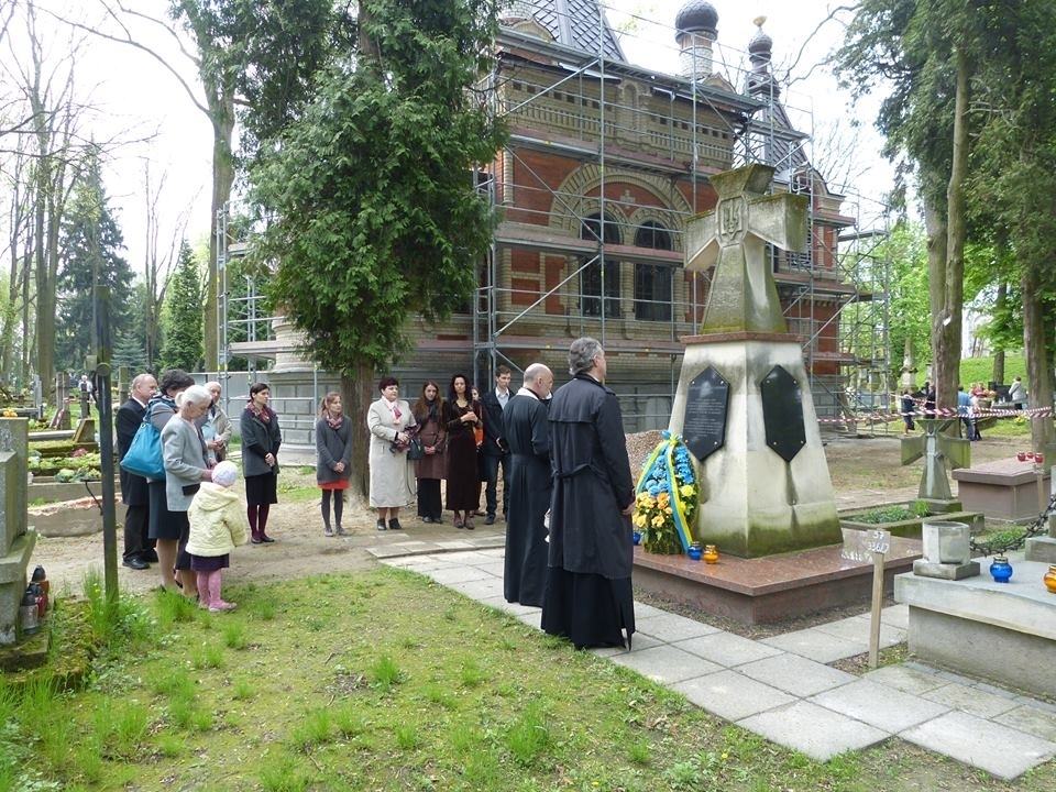 Панахида над могилами українських воїнів у Любліні