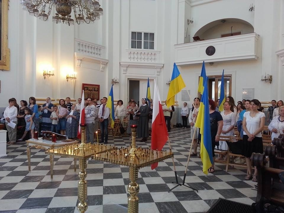 Фотофакт: У Варшаві молились за мир в Україні
