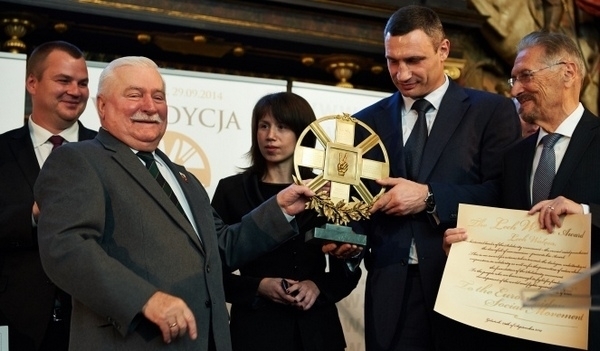 Премію імені Леха Валенси отримав Євромайдан