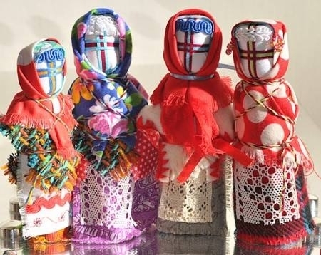 15 листопада: майстер-клас із виготовлення традиційних українських ляльок-мотанок
