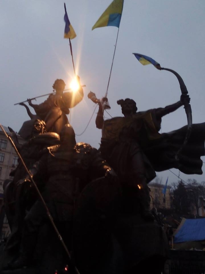 8-9 травня: Українське суспільство в стані революції: сьогодення і перспективи розвитку