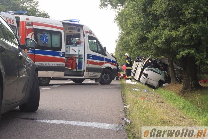 П’ятеро громадян України загинули внаслідок аварії автобуса у Польщі