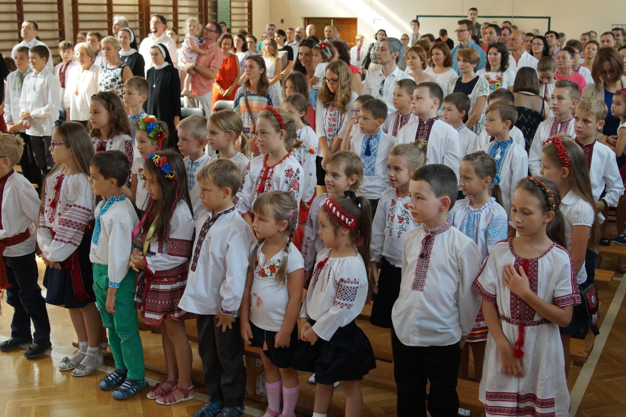 ukr-szkola-u-warszawi