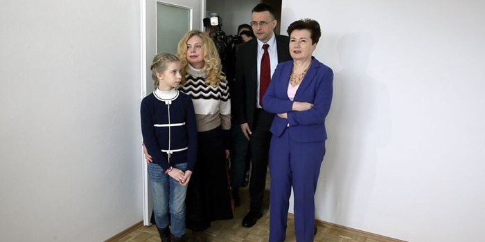 Родина, евакуйована з Луганська, отримала квартиру у Варшаві