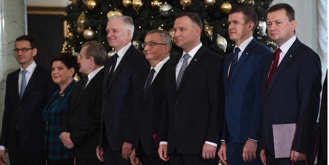 У Польщі представили оновлений уряд