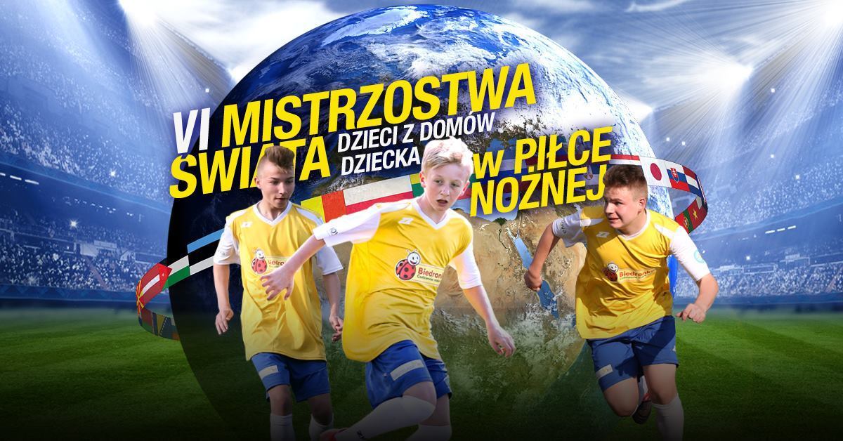 У Варшаві проходив дитячий чемпіонат з футболу для дітей-сиріт. Українська збірна стала переможцем