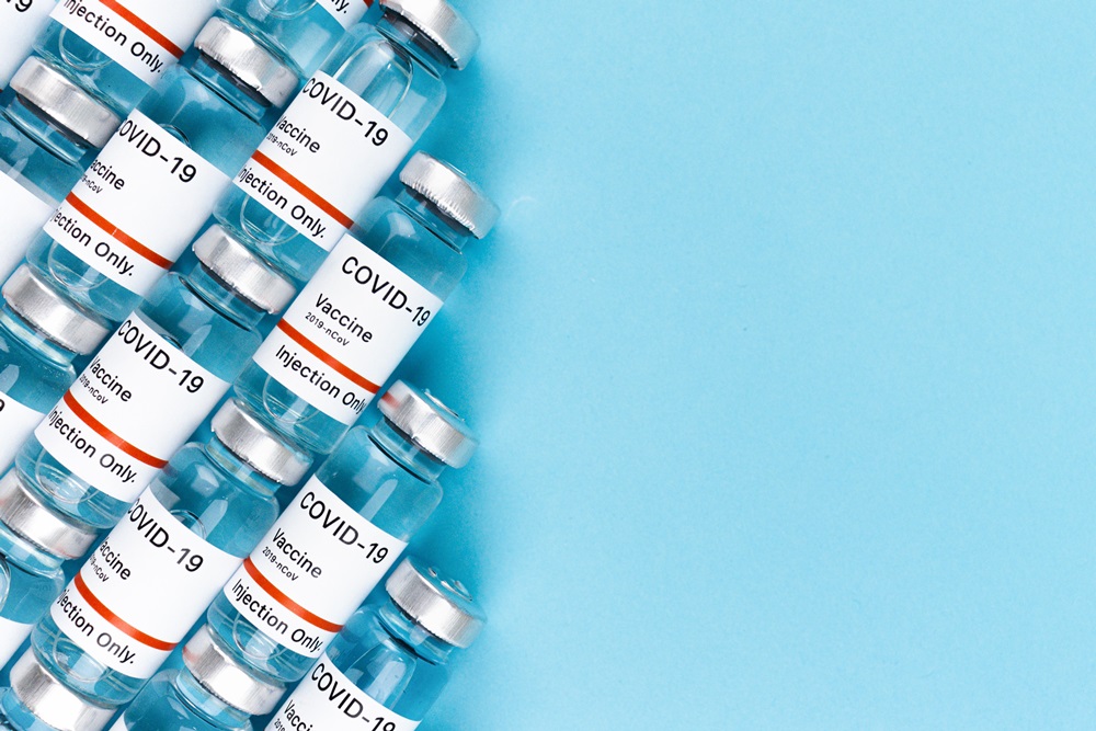 24 вересня в Польщі розпочнеться реєстрація на вакцинацію третьою дозою. Хто може скористатись цією пропозицією? 