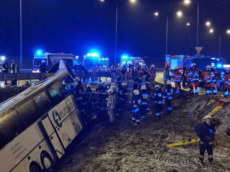 У Польщі потрапив в аварію український автобус. Одна людина загинула