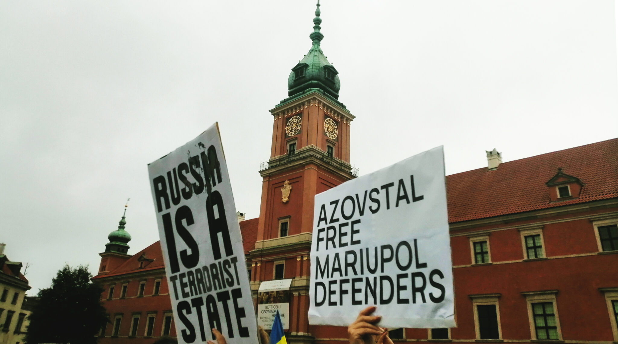 Мітинг “Azovstal. Free Mariupol defenders” у Варшаві. ФОТО