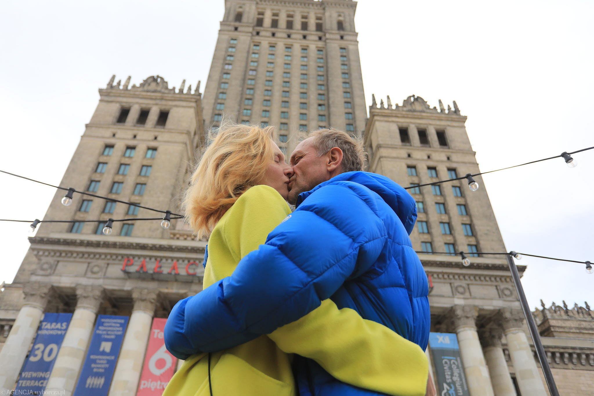 #Kiss4Peace. Поцілунок заради миру в Україні