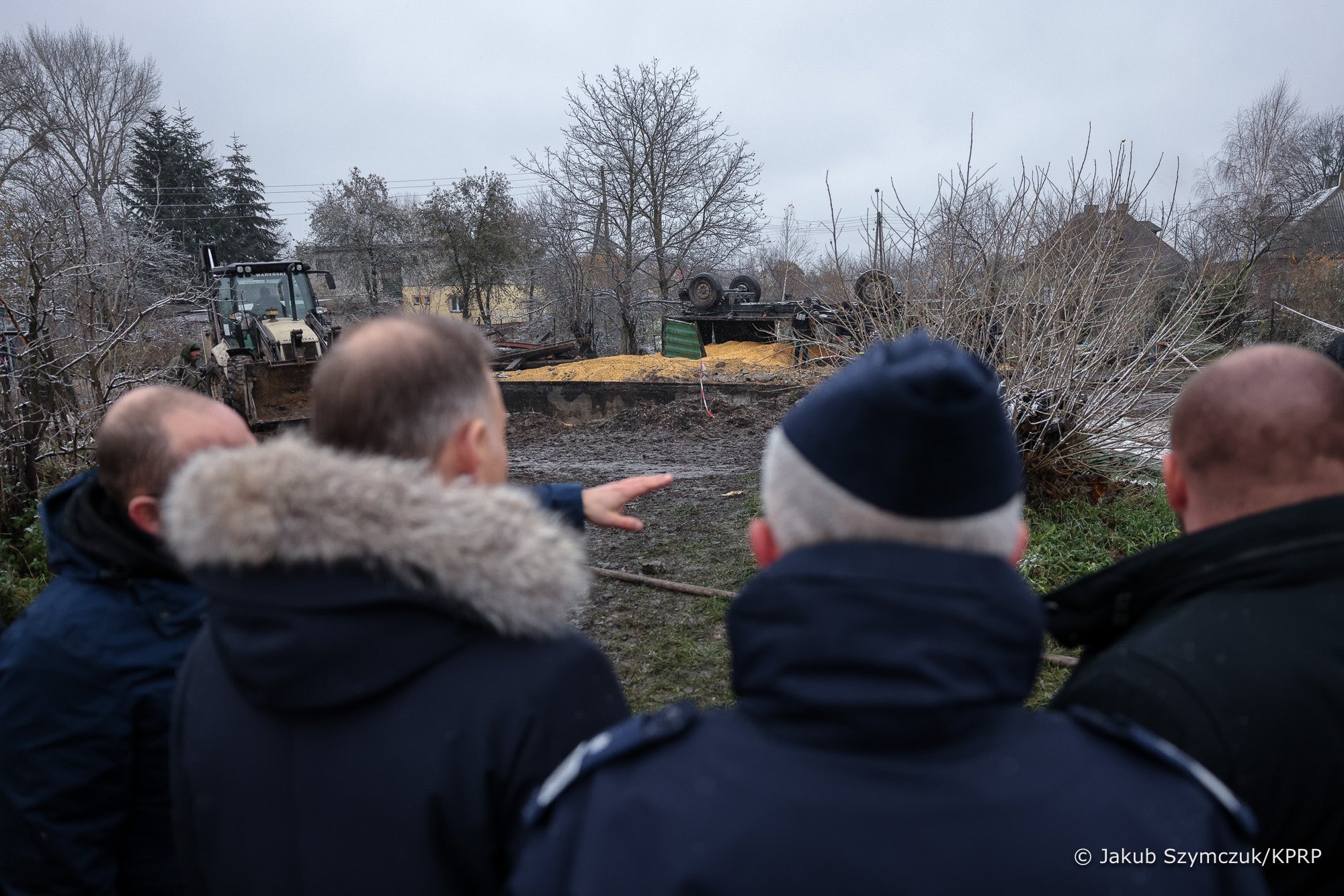 Триває розслідування вибухів у Польщі. Місце трагедії відвідав Анджей Дуда