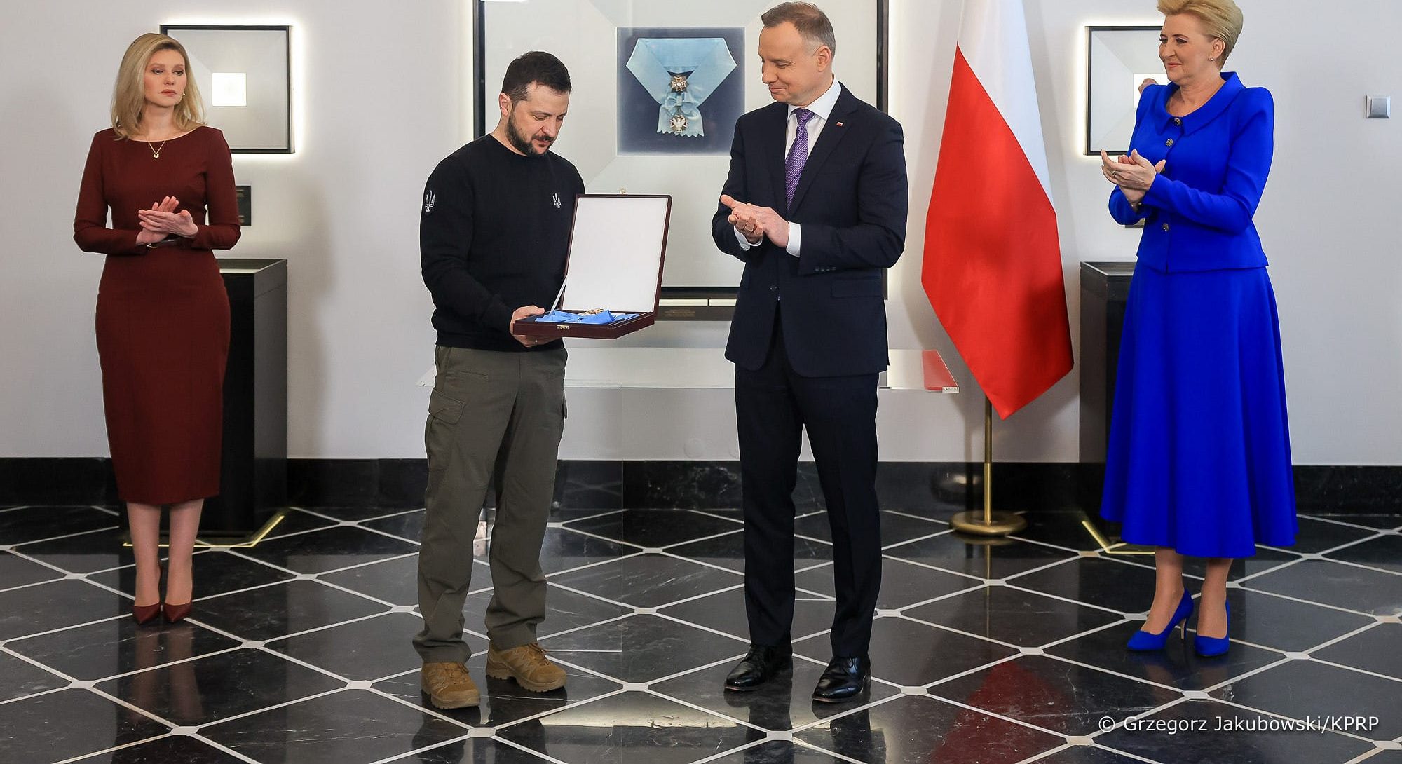 Президент Польщі нагородив Володимира Зеленського орденом Білого Орла