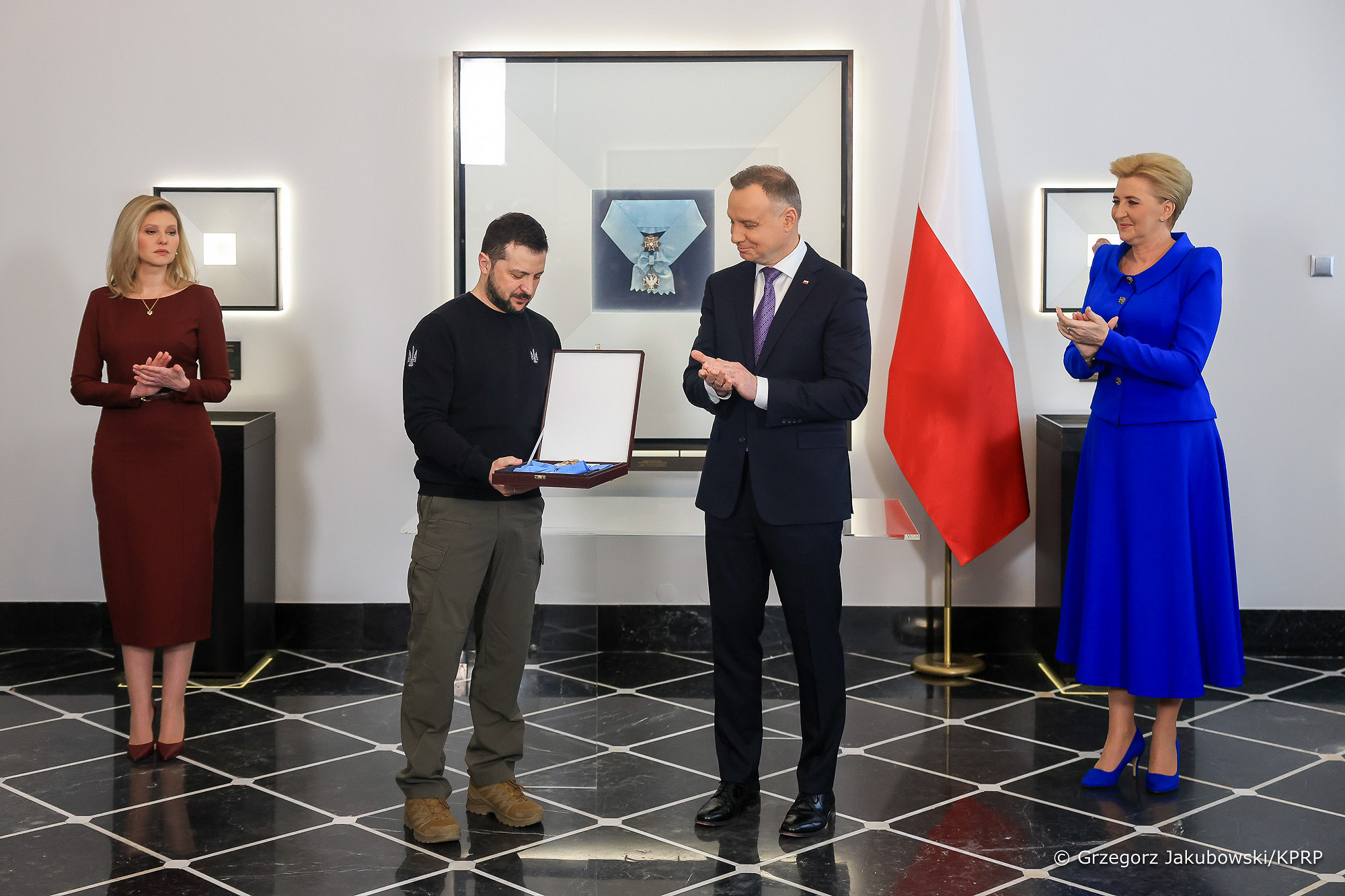 Президент Польщі нагородив Володимира Зеленського орденом Білого Орла