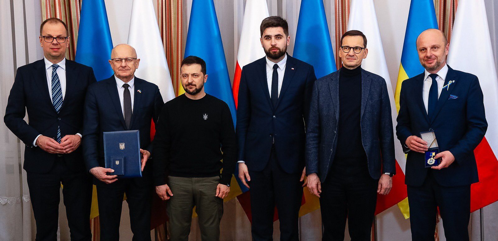 Мери чотирьох польських міст отримали почесні відзнаки з рук Президента України