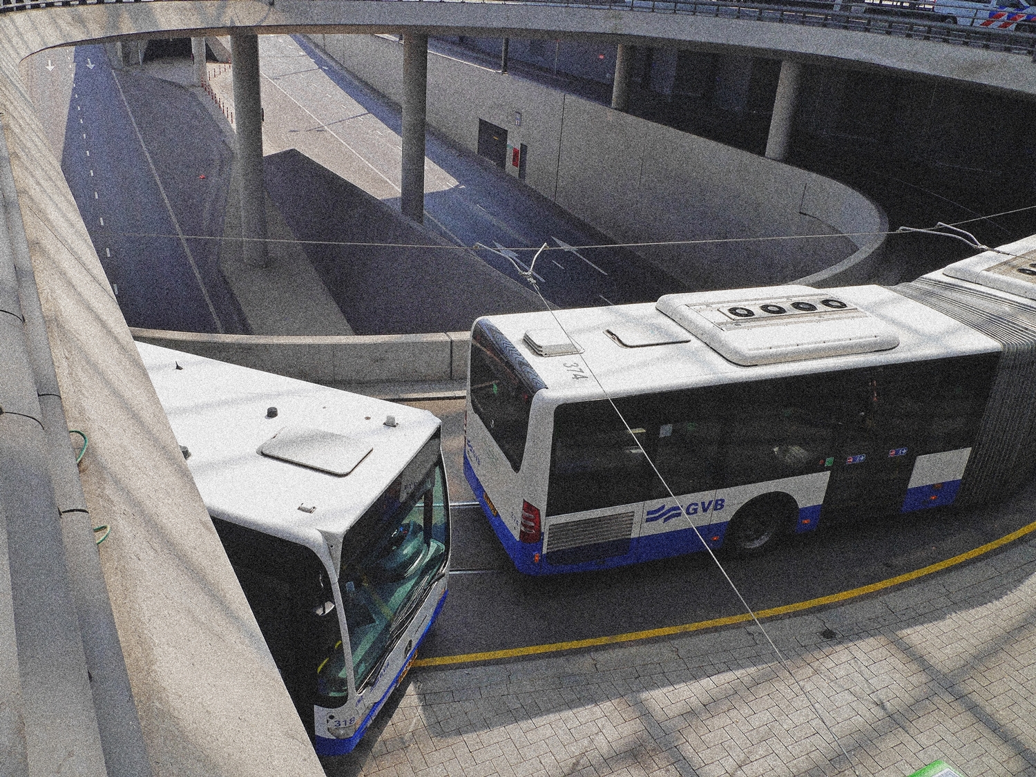 На пункті пропуску “Ягодин-Дорогуськ” у тестовому режимі запрацювала електронна черга для рейсових автобусів