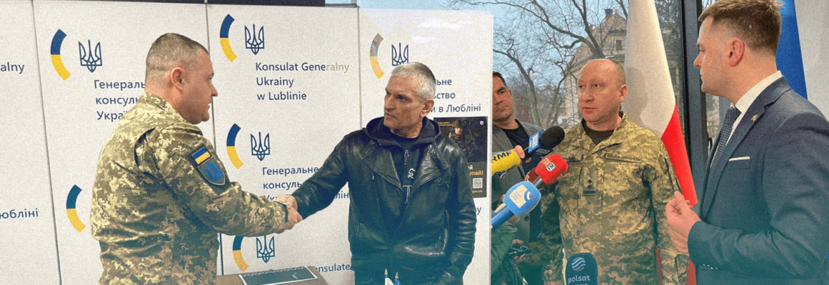 Друга група добровольців Українського легіону підписала контракти зі Збройними Силами України