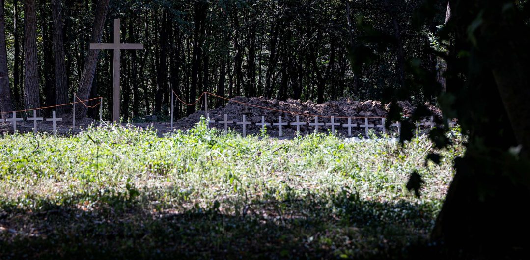 Вперше після тривалої паузи Україна й Польща спільно провели ексгумацію та перепоховання польських цивільних, загиблих у роки Другої світової війни