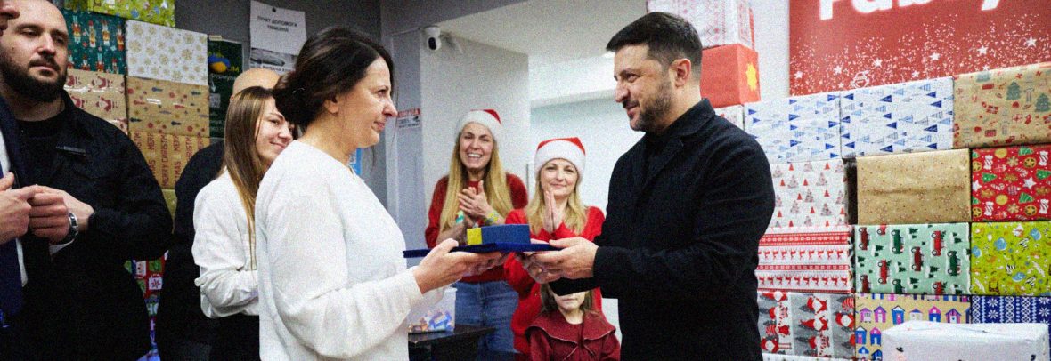 Волонтерку з Варшави Галину Андрушков нагородили відзнакою «Золоте серце»