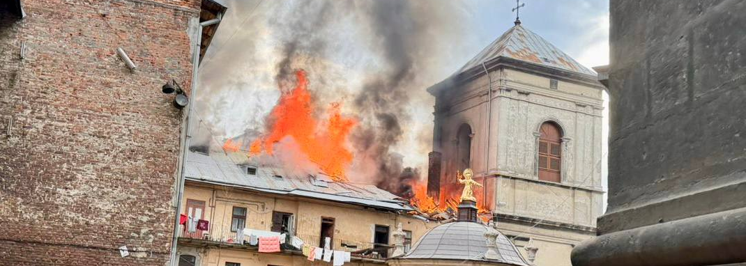 Польща підняла винищувачі через удар по заходу України: загиблі у Івано-Франківську, влучання в центрі Львова