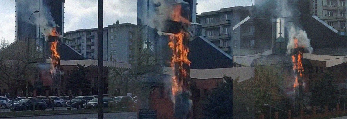 У Варшаві загорівся 25-метровий хрест біля костелу на Мокотові