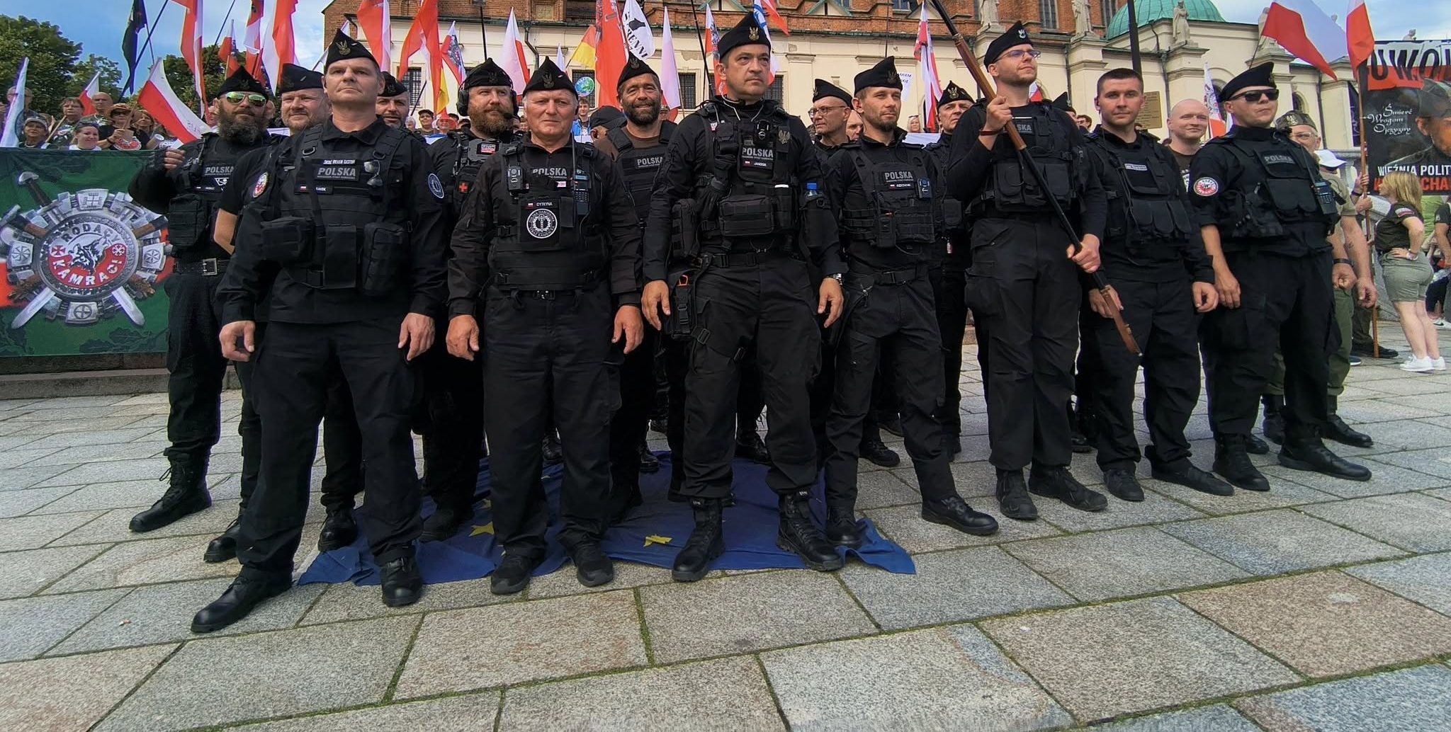 Псевдополіцейська форма і Narodowa Straż Kamracka: що відомо про акцію в Любліні