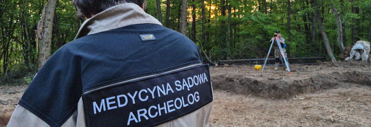Тривають ексгумації в Острівках і Волі Островецькій: вже виявлено останки щонайменше 38 людей