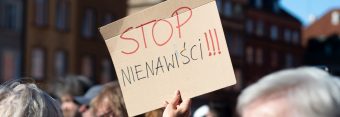 «Не будь байдужим»: у 25 містах Польщі пройшла акція протесту проти мови ворожнечі, агресії та дискримінації українців та інших іноземців