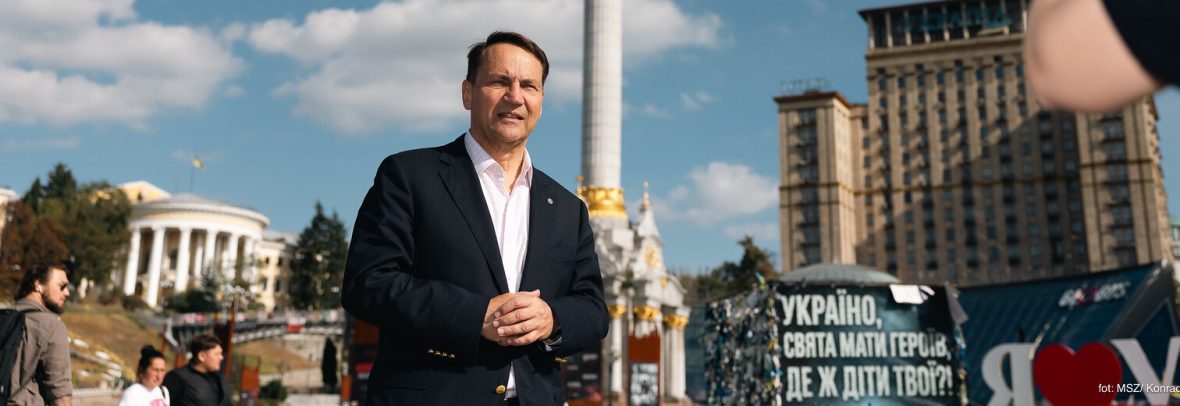 Як пройшов візит Радослава Сікорського до Києва